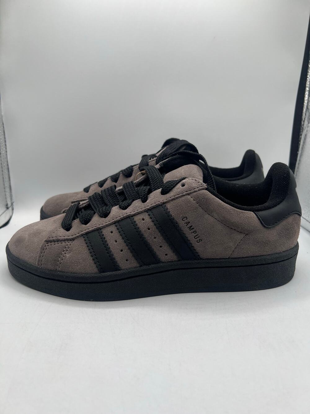 Adidas Campus 00’s ‘Charcoal Black’ size 6 mens/7.5 womens